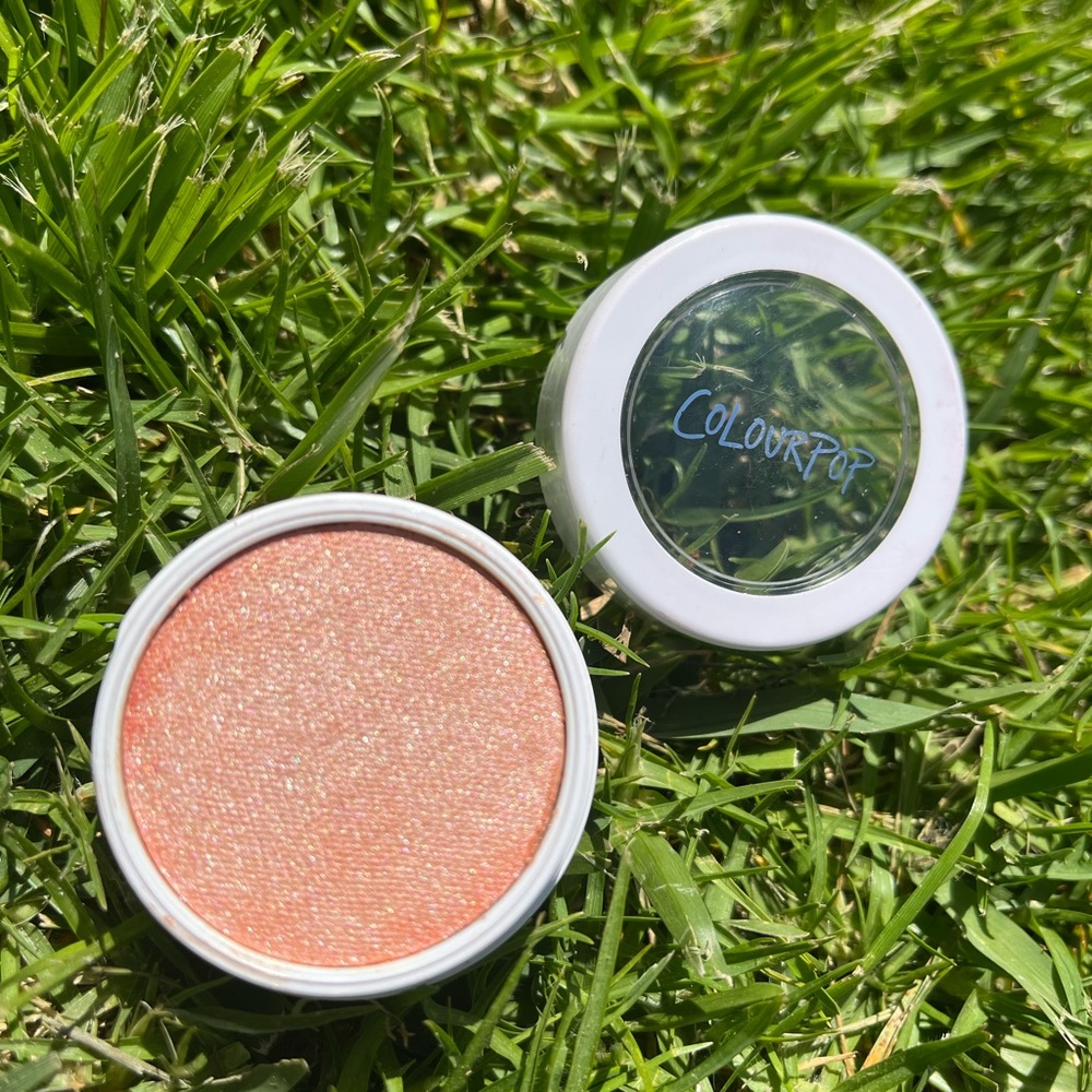 Brand New | Smoke and Whistles Super Shock Cheek